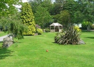 Warren Forest - Summer House
