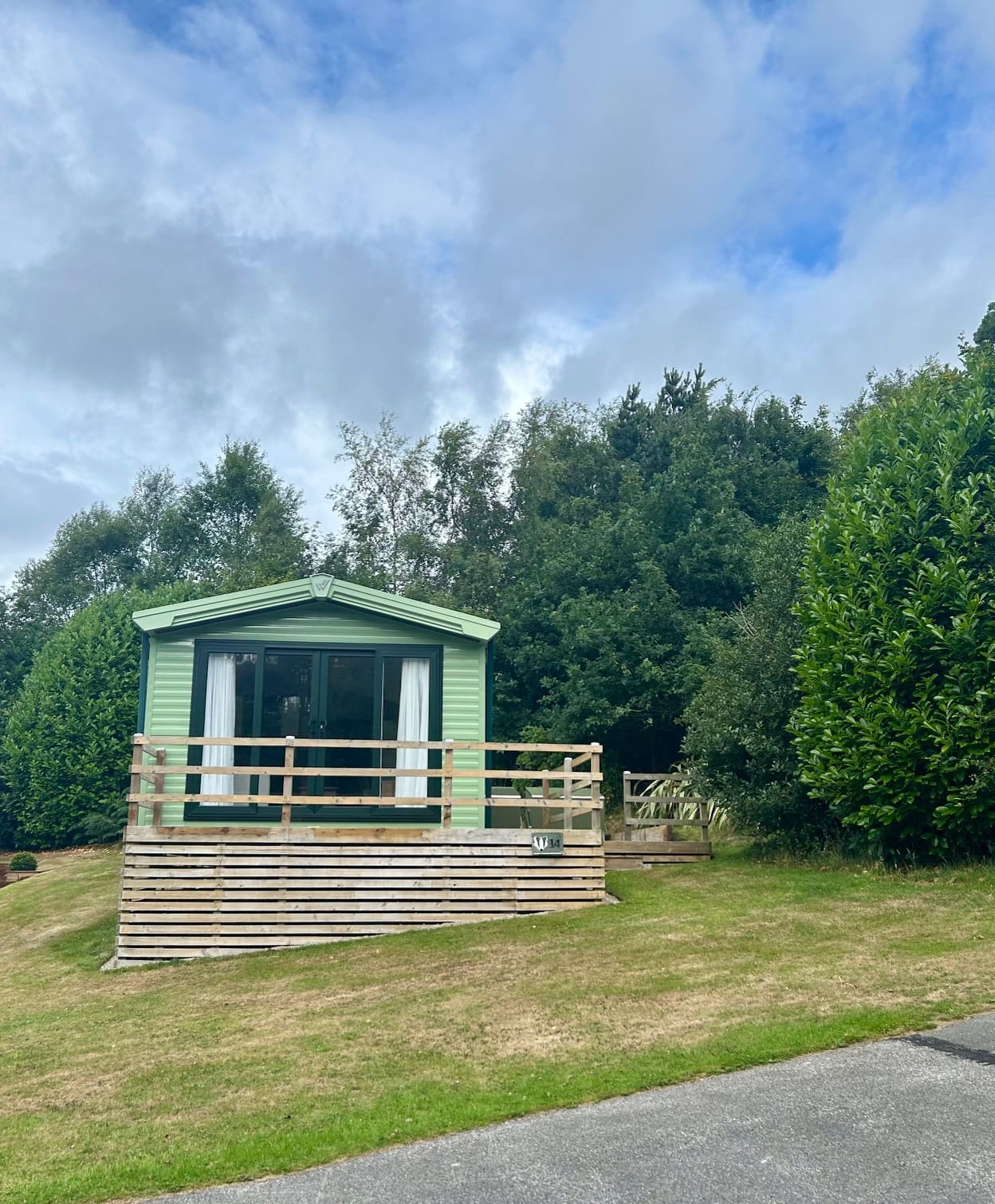 SOLD… Willerby Avonmore 14 Badger Hill